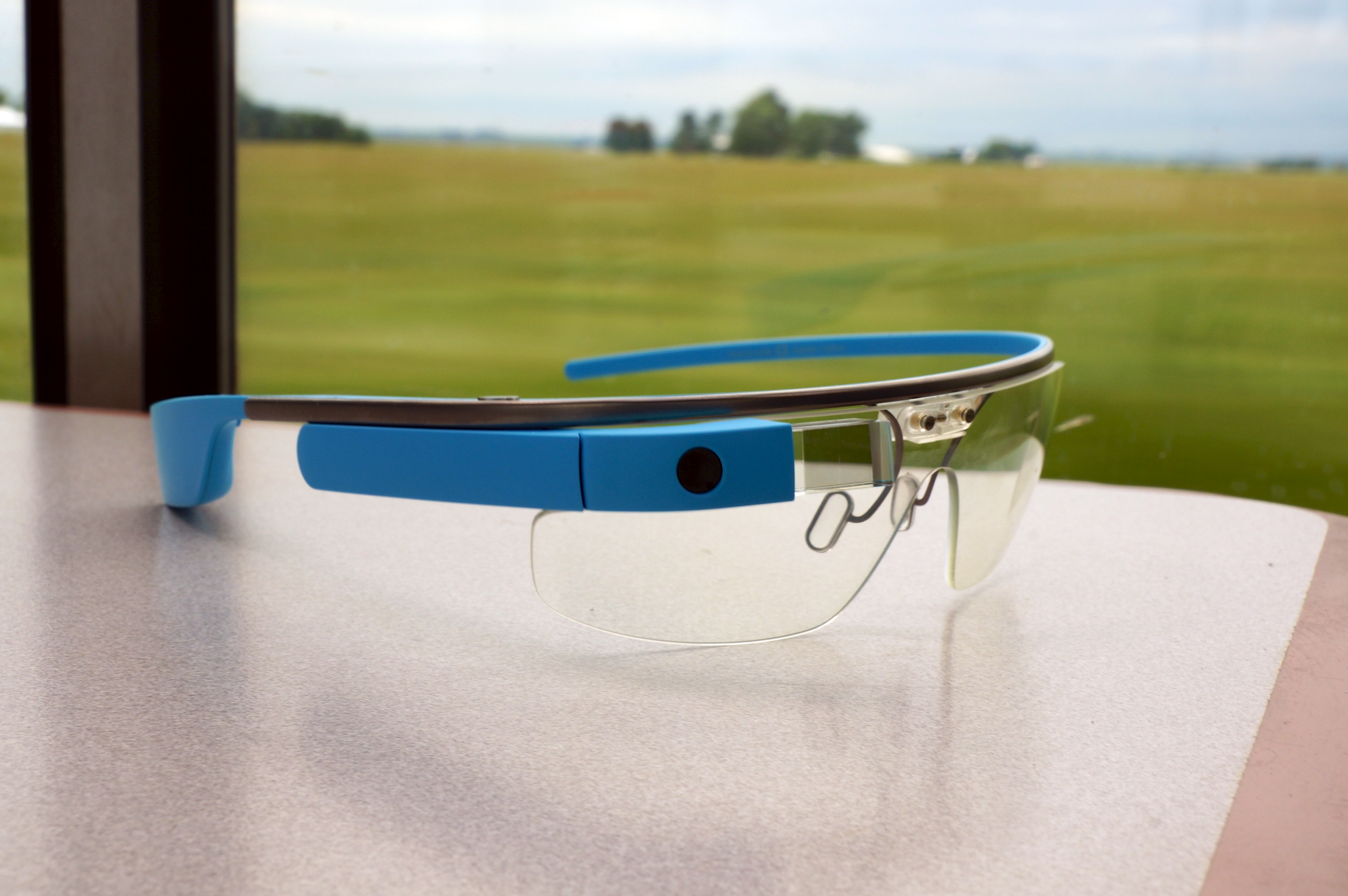 Google glass фото